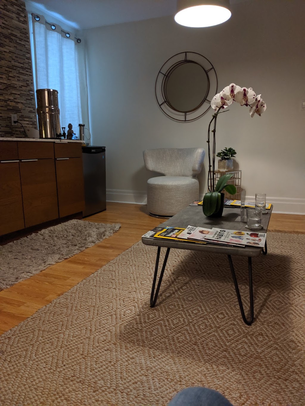 HealFlow Wellness Centre | 98 Dupont St, Toronto, ON M5R 1V2, Canada | Phone: (437) 983-4325