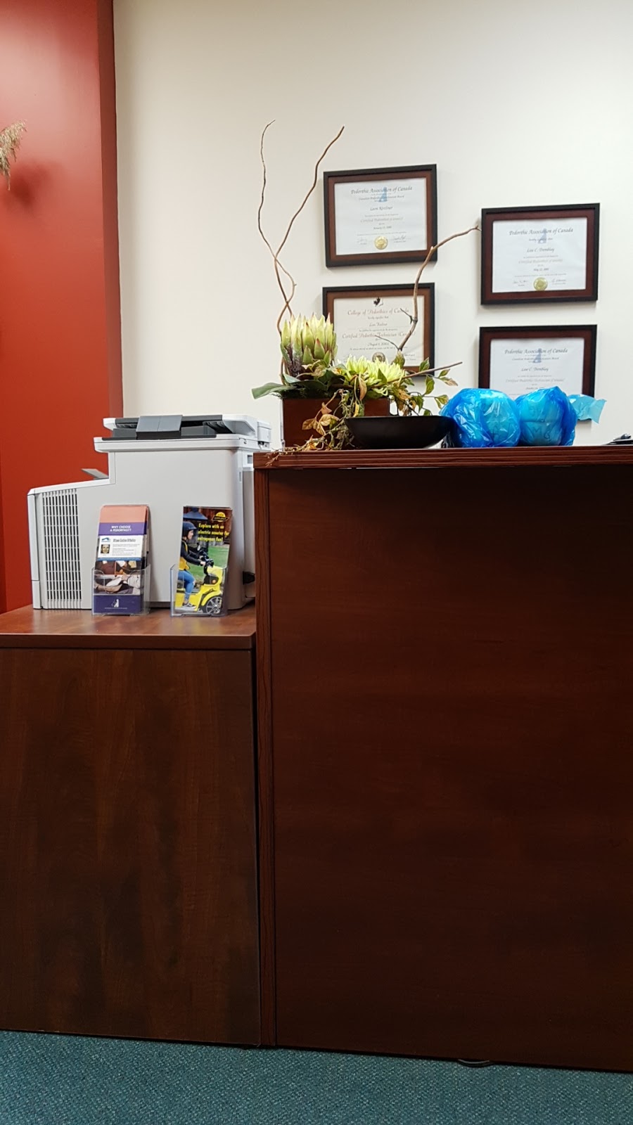 Ottawa Custom Orthotics Inc. | 2446 Bank St Suite 205, Ottawa, ON K1V 1A4, Canada | Phone: (613) 231-4980