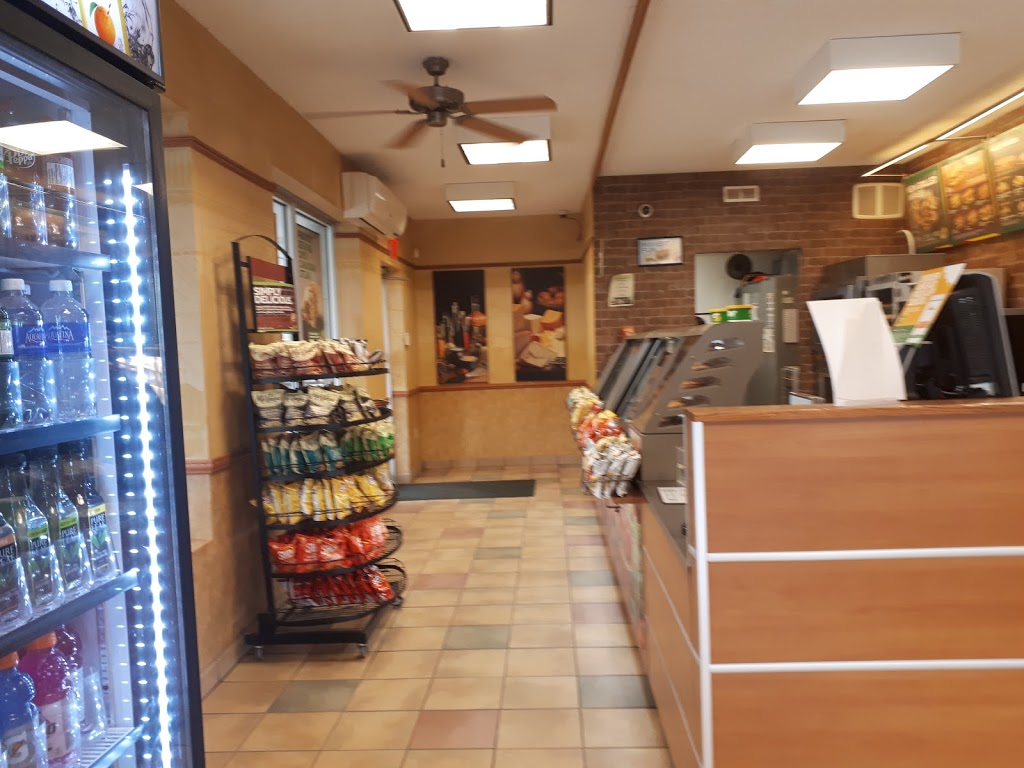 Subway | 8044 Portage Rd, Niagara Falls, ON L2G 5Z1, Canada | Phone: (905) 295-9021