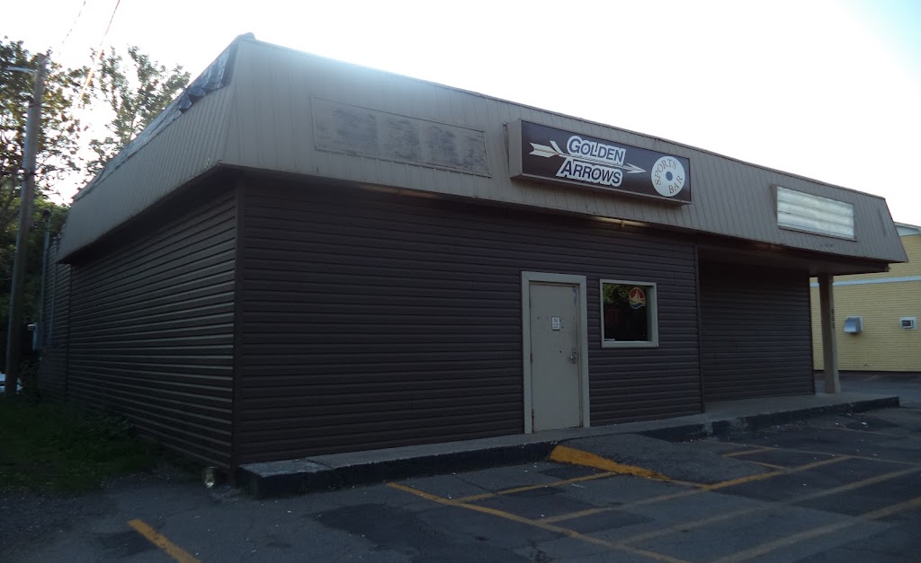 Golden Arrows Sports Bar | 800 Main St, Sussex, NB E4E 2M5, Canada | Phone: (506) 433-2110
