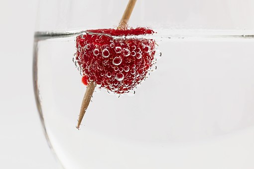 Absolute Canadian Beverage | 493 Seacliff Dr W, Leamington, ON N8H 4E2, Canada | Phone: (519) 825-4004