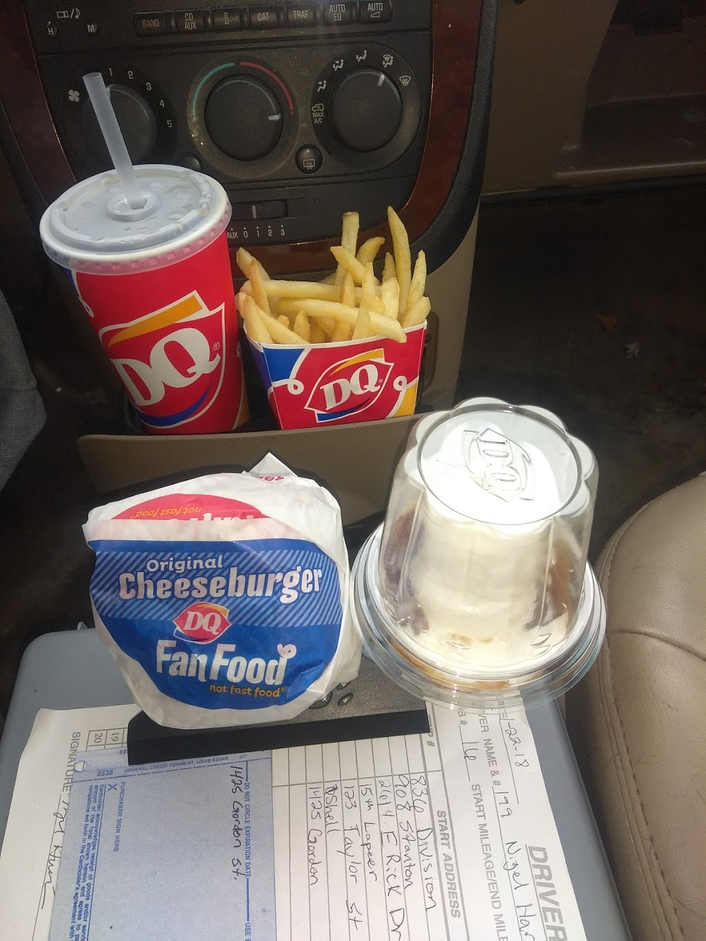 Dairy Queen | 3852 Pine Grove Ave, Fort Gratiot Twp, MI 48059, USA | Phone: (810) 982-8066