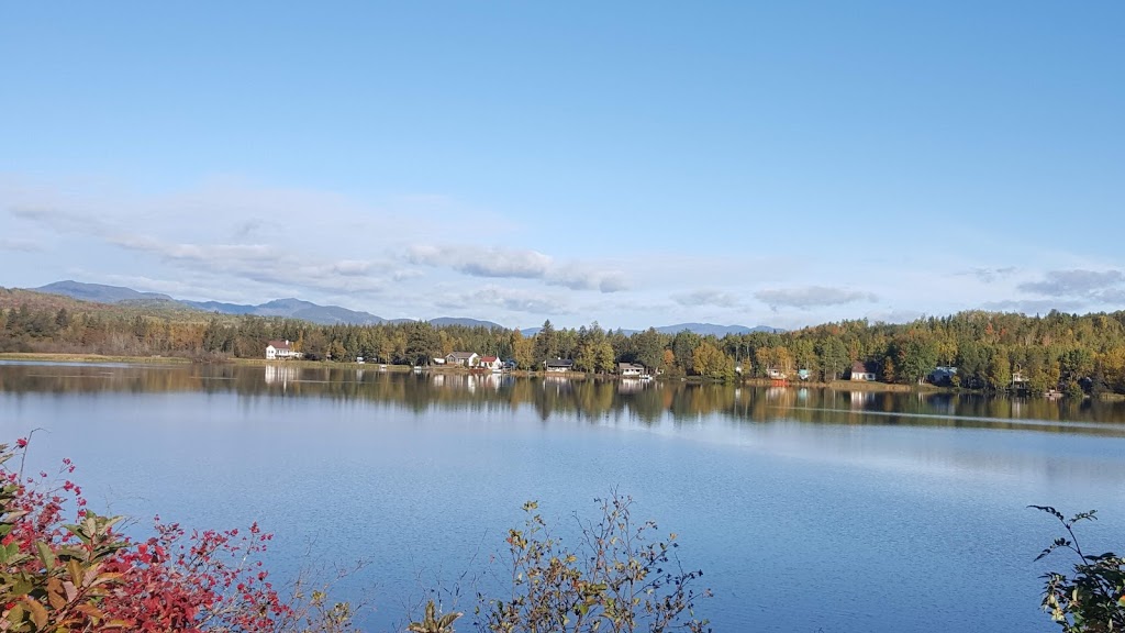 Gîte Au Fil du Temps | 43 Rue Principale, Saint-Aimé-des-Lacs, QC G0T 1S0, Canada | Phone: (418) 633-5329