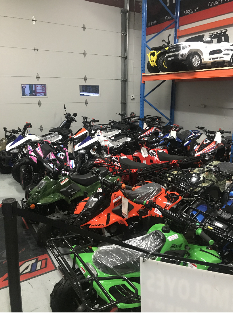 Dustin Ct | 1600 Rue Soucy Local 108, Saint-Hubert, QC J4T 1A3, Canada | Phone: (450) 443-6556