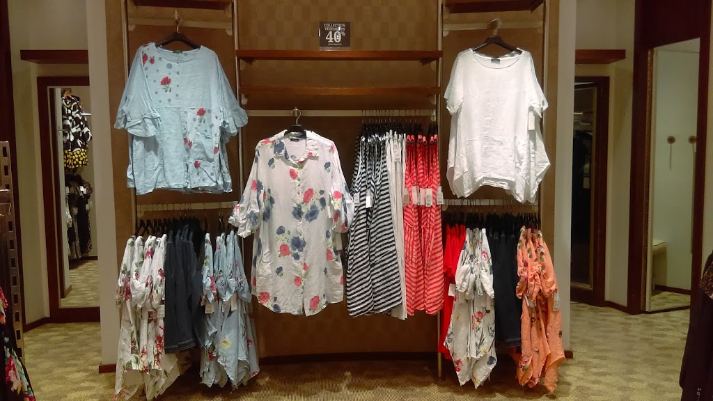 Manteaux Manteaux | Les Galeries de Granby, 40 Rue Évangéline, Granby, QC J2G 8K1, Canada | Phone: (450) 375-8837