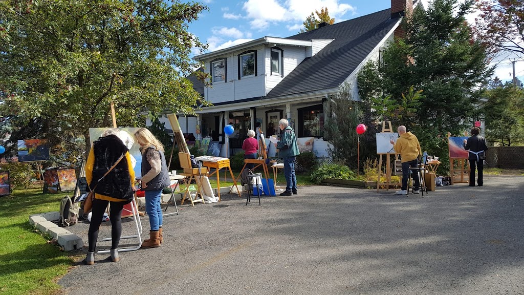 Galerie dArt Josette Tilmant | 400 Rue Principale, Saint-Sauveur, QC J0R 1R0, Canada | Phone: (450) 227-4042