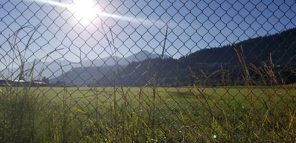 Tzeachten Sportsfield | 46770 Bailey Rd, Chilliwack, BC V2R 5M7, Canada | Phone: (604) 858-3888