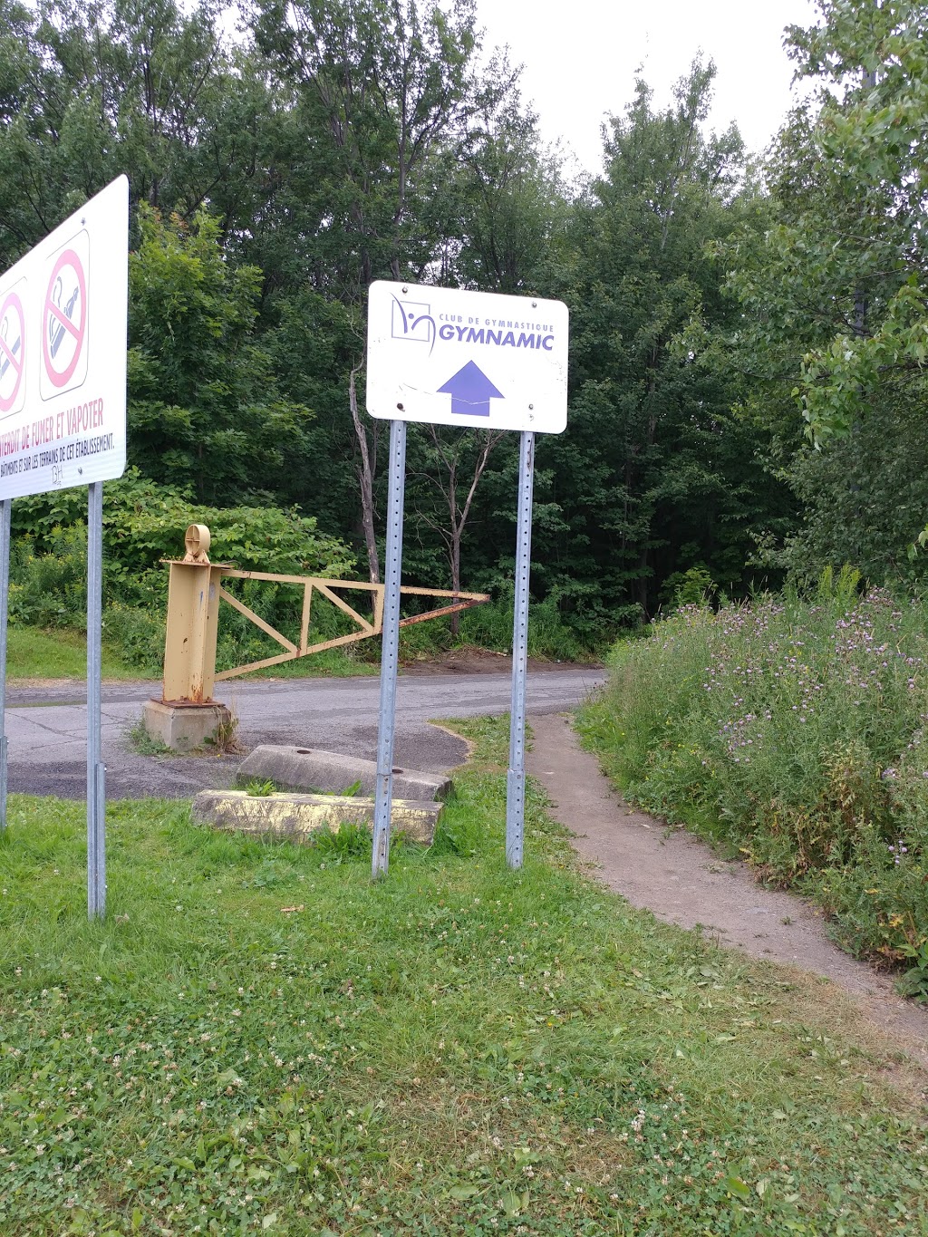Club De Gymnastique Gymnamic | 3724, av des Églises, Charny, QC G6X 1X4, Canada | Phone: (418) 832-8322