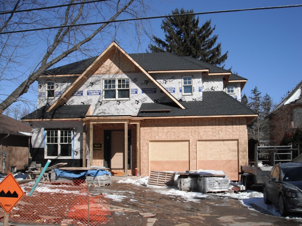 Lakeshore Roofing & Eavestroughing | 17 Northcliffe Ave, Dundas, ON L9H 7B3, Canada | Phone: (905) 633-8195