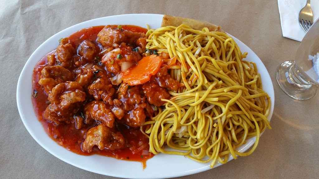 Asian Wok n Roll | 6905 Millcreek Dr #13, Mississauga, ON L5N 6A3, Canada | Phone: (905) 567-0088