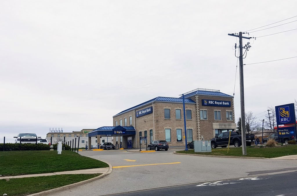 RBC Royal Bank | 1181 Davis Dr E, Newmarket, ON L3Y 8R1, Canada | Phone: (905) 895-1246