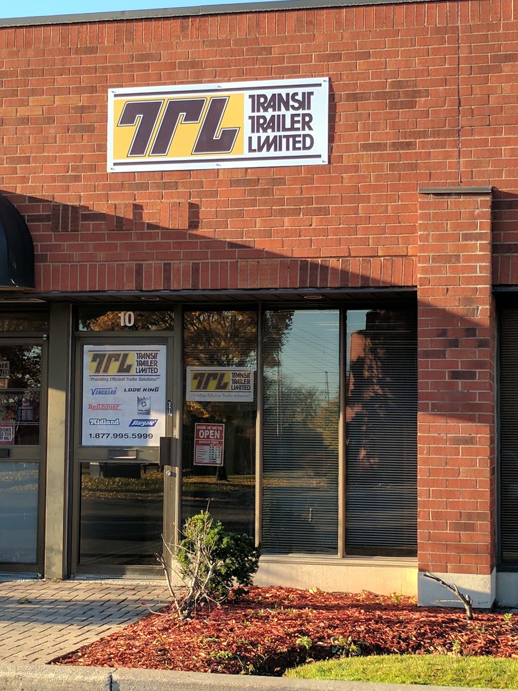 Transit Trailer Limited | 70 Adam Ferrie Pl, Kitchener, ON N2E 2A9, Canada | Phone: (519) 748-5129