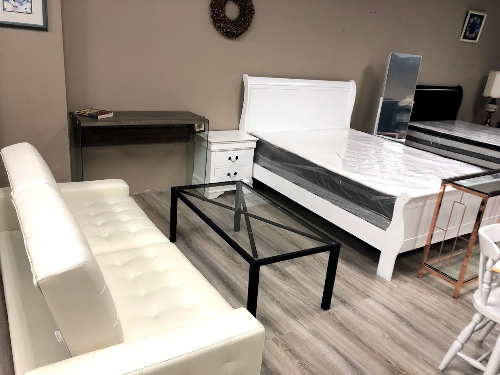 Your Signature Furniture（佳美家私） | 101 Cherryhill Blvd Unit 115, London, ON N6H 4S4, Canada | Phone: (226) 268-7703