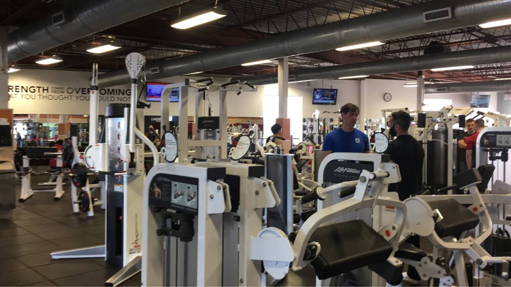 GoodLife Fitness Ottawa Hunt | 5 Roydon Pl, Ottawa, ON K2E 1A3, Canada | Phone: (613) 739-4070