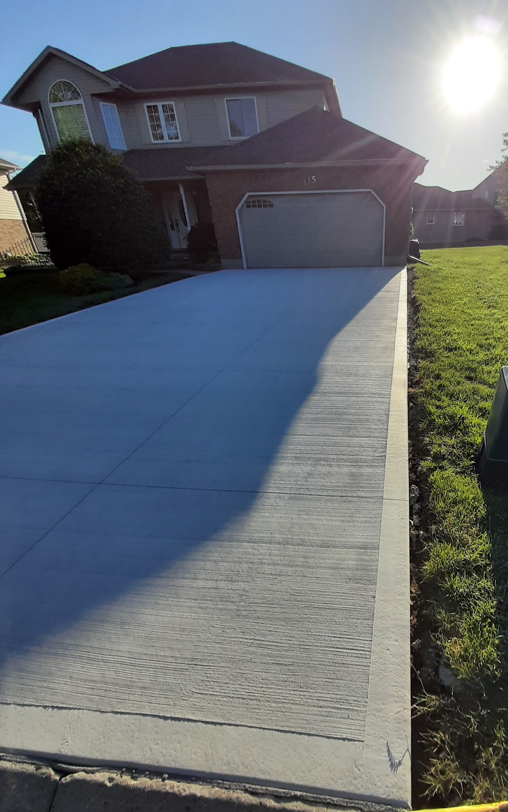 Entwistle Concrete and Landscape | 121 King St, Tavistock, ON N0B 2R0, Canada | Phone: (519) 501-5260