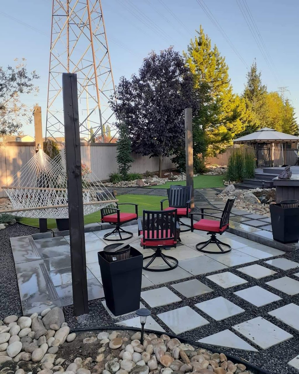 1st Choice Construction and Landscape Services | 3647 28 St NW, Edmonton, AB T6T 1N4, Canada | Phone: (780) 257-9066