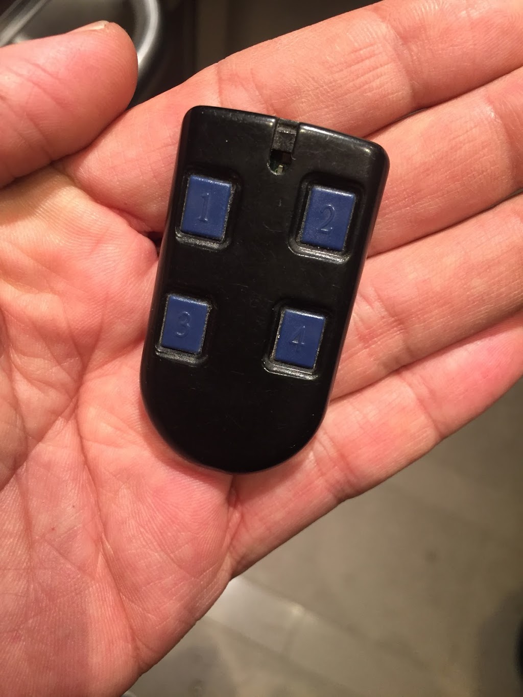 Key Fob Copy Service | 2465 Hurontario St, Mississauga, ON L5A 2G5, Canada | Phone: (647) 741-0525
