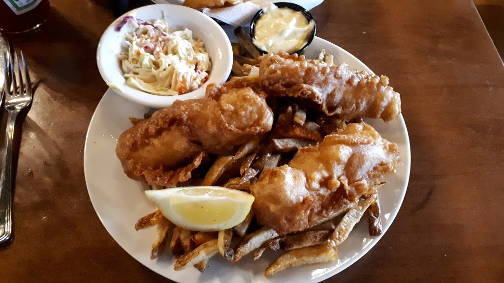 Roadhouse Restaurant & Saloon | 450 Westlake Rd, Strathmore, AB T1P 1M7, Canada | Phone: (403) 934-6469