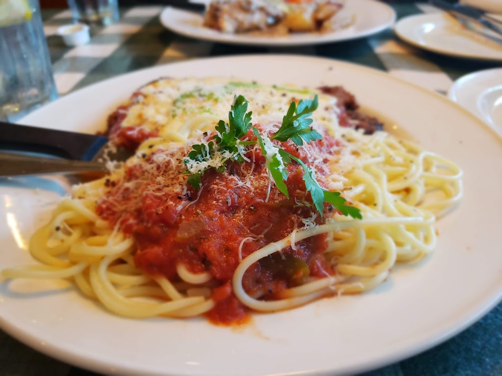 Barrel Restaurant | 131 Queensway West, Simcoe, ON N3Y 2M8, Canada | Phone: (519) 426-0068