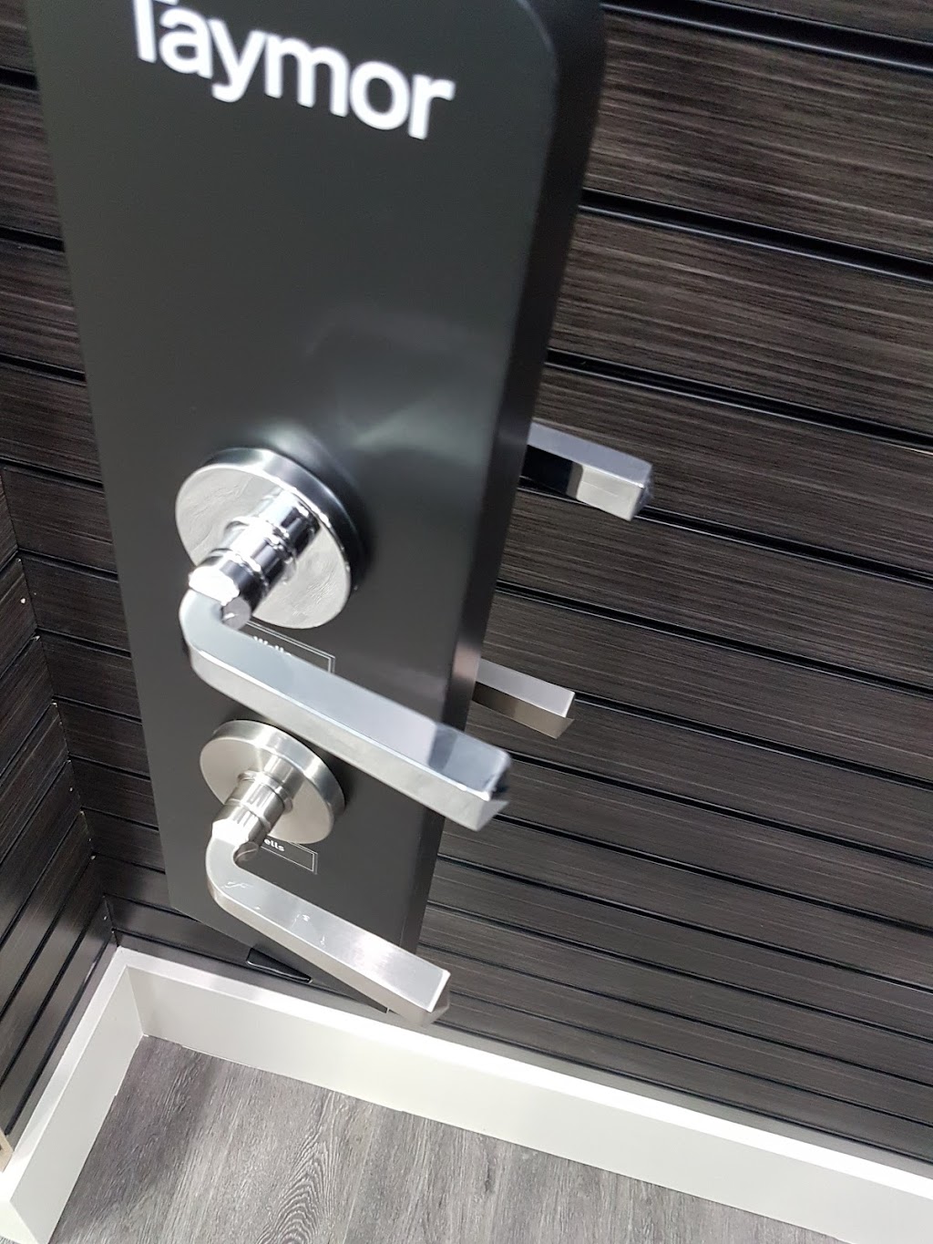 AAA Doors LTD. | 6424 36 St NE #135, Calgary, AB T3J 4C8, Canada | Phone: (403) 291-6711