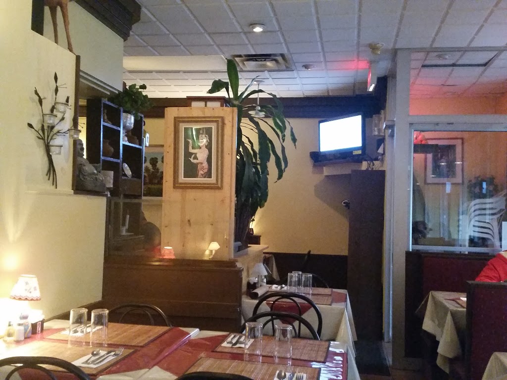 Restaurant Délices Thaï | 1887 Boulevard Pie-XI N, Québec, QC G3J 1P4, Canada | Phone: (418) 915-9234