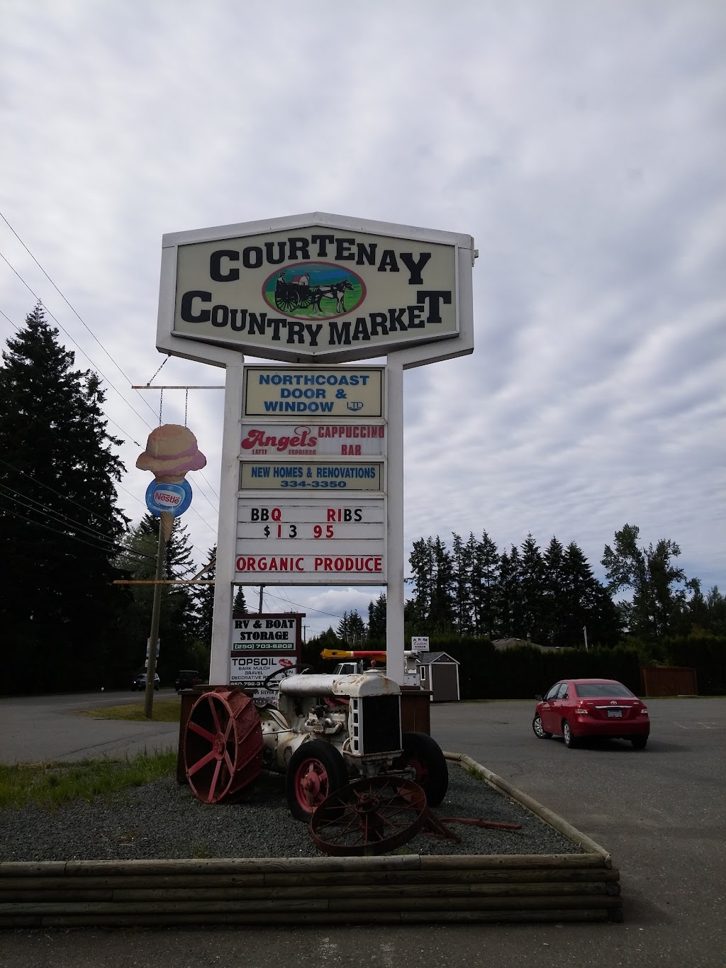 Courtenay Country Market | 5352 N Island Hwy, Courtenay, BC V9J 1M3, Canada | Phone: (250) 871-6327