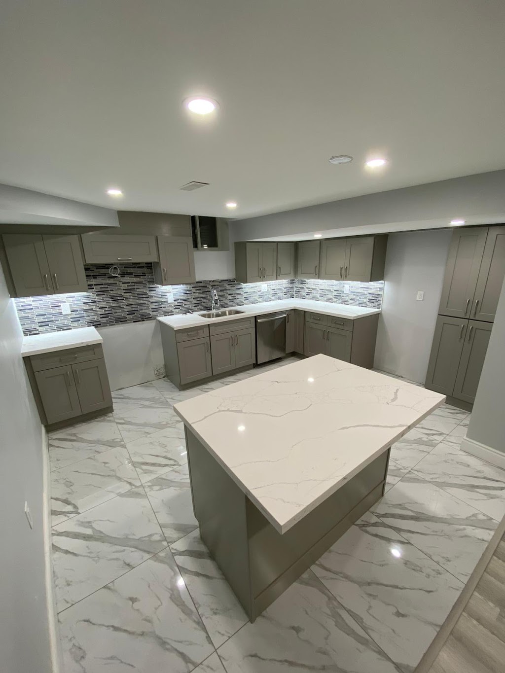 IG Contractors | 9 Arnold Marshall Blvd, Caledonia, ON N3W 2G9, Canada | Phone: (416) 821-0251