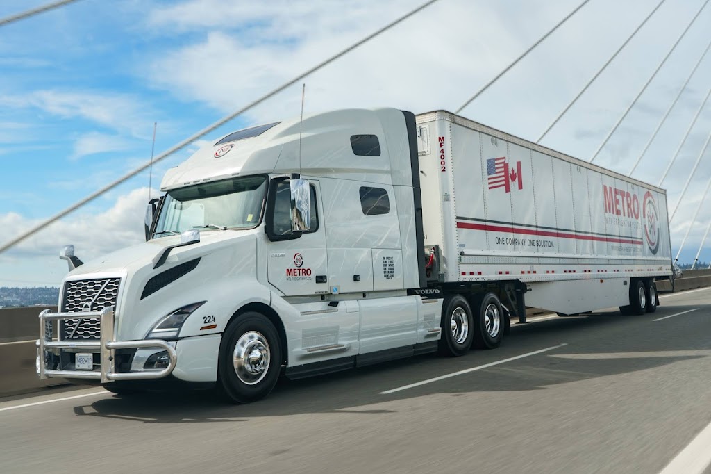 Metro MTL Freightways Ltd | 10834 Timberland Rd, Surrey, BC V3V 3T5, Canada | Phone: (604) 598-0058