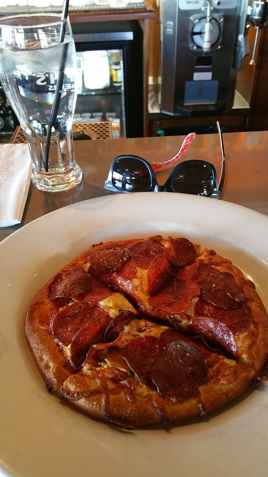 Boston Pizza | 5515 101 Ave NW, Edmonton, AB T6A 3Z7, Canada | Phone: (780) 465-0771