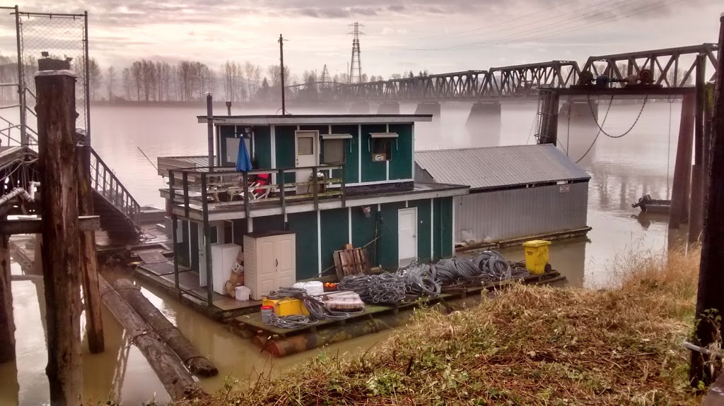 Catherwood Fuel Dock | 33308, 33336 Harbour Ave, Mission, BC V2V 2W4, Canada