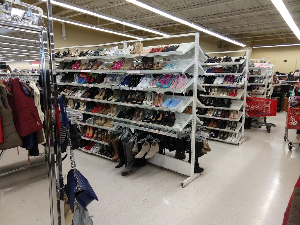 Value Village | 6711 Tecumseh Rd E, Windsor, ON N8T 3K7, Canada | Phone: (519) 944-1372