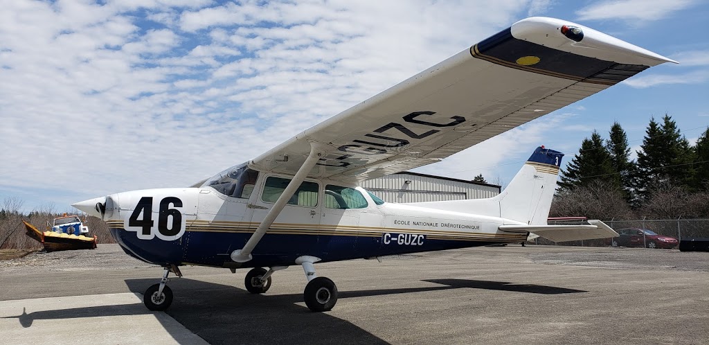 Neuville Airport | 521 Route Gravel, Neuville, QC G0A 2R0, Canada | Phone: (418) 571-0624