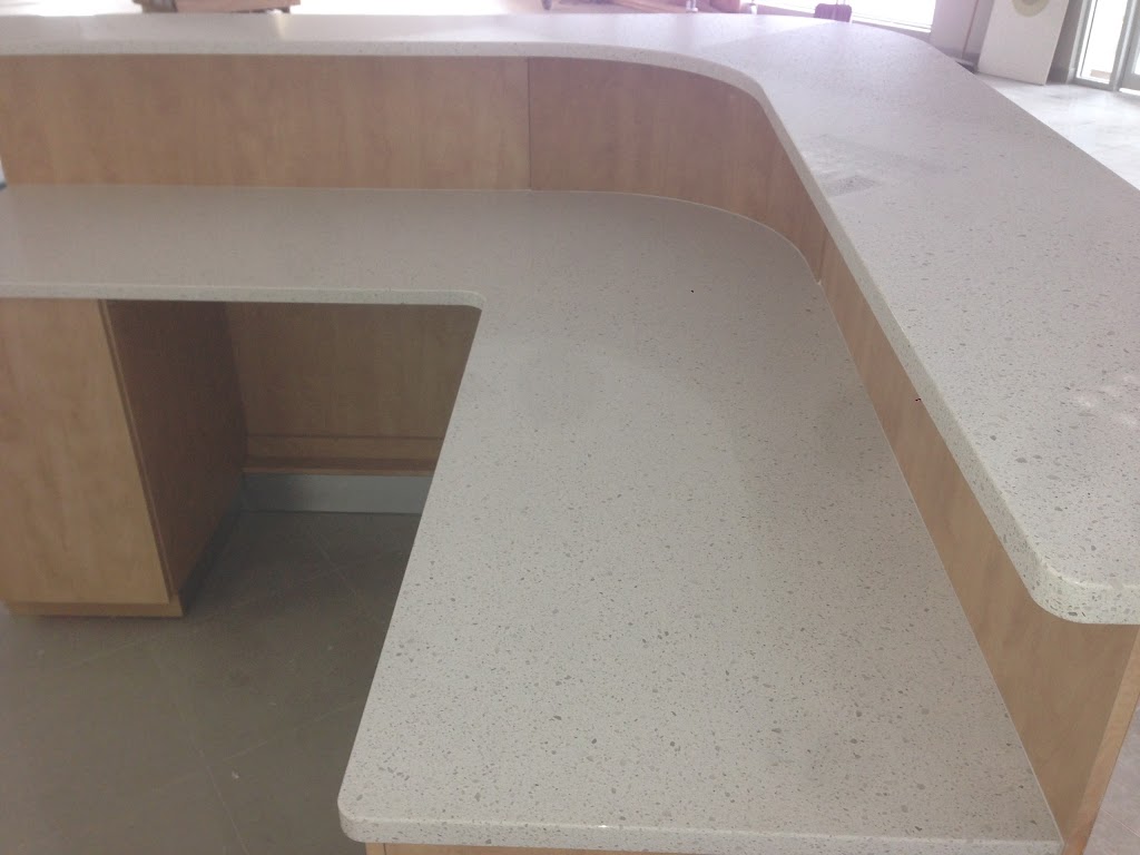 Countertops Unlimited II | 300 Merritt Ave, Chatham, ON N7M 3G2, Canada | Phone: (519) 354-3434