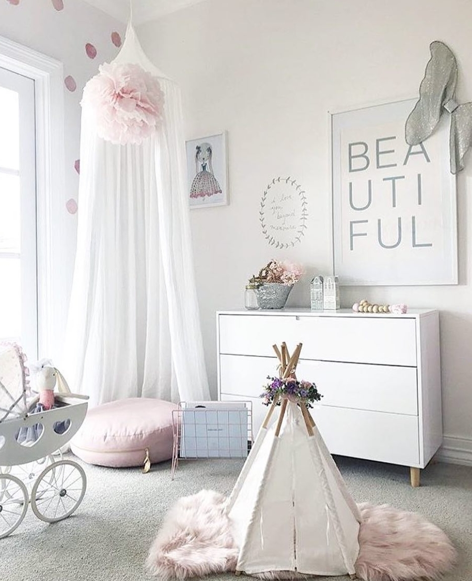 Button Nose Interiors | 15724 Hurontario St, Caledon Village, ON L7C 2C4, Canada | Phone: (647) 937-0777