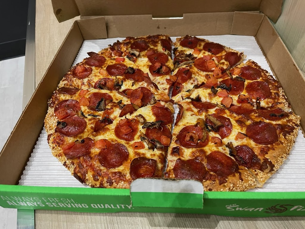 Red Swan Pizza | 471 Terry Fox Dr Unit #40, Kanata, ON K2T 0A3, Canada | Phone: (613) 271-1009