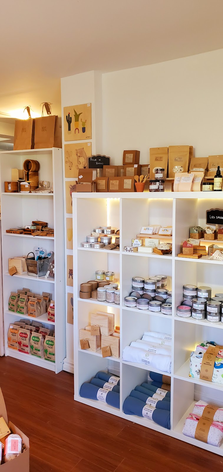 Jaime Local | 365 Rue Principale, Saint-Sauveur, QC J0R 1R0, Canada | Phone: (438) 866-2251