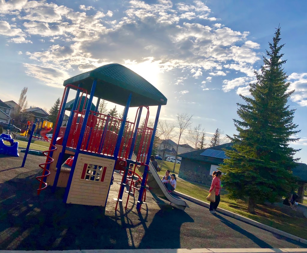 Somerset Park | 999 Somerset Dr SW, Calgary, AB T2Y 3G9, Canada | Phone: (403) 807-8736
