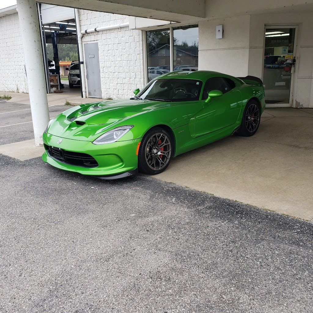 Lake Huron Chrysler | 268 Bayfield Rd, Goderich, ON N7A 3G6, Canada | Phone: (519) 524-7195