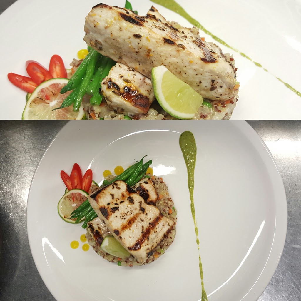 Pulcinella Ristorante | 3687 Lake Shore Blvd W, Etobicoke, ON M8W 1P7, Canada | Phone: (416) 253-9959