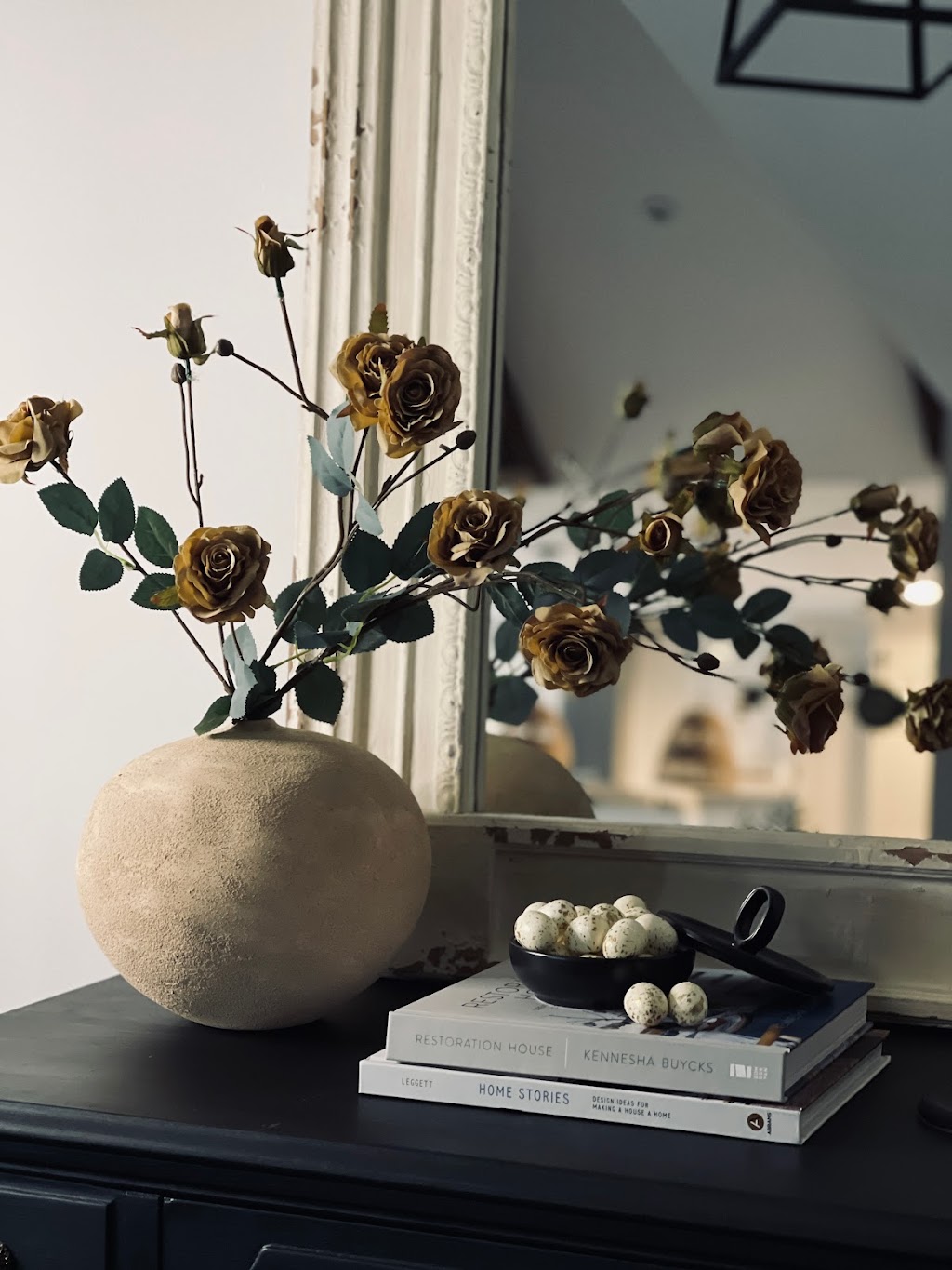 Willow and Lace Home | 22478 Adelaide Rd, Mount Brydges, ON N0L 1W0, Canada | Phone: (905) 870-9368