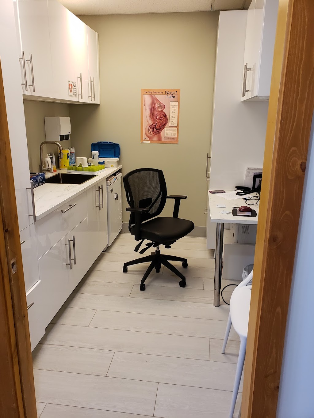 Mountain Maternity and Family Medicine | 1205 Bow Valley Trail #201A, Canmore, AB T1W 1P5, Canada | Phone: (403) 675-3088