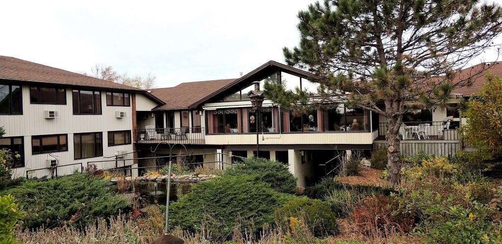 Country Manor Estates Retirement Home | 66 Victoria St, Thedford, ON N0M 2N0, Canada | Phone: (519) 296-4919