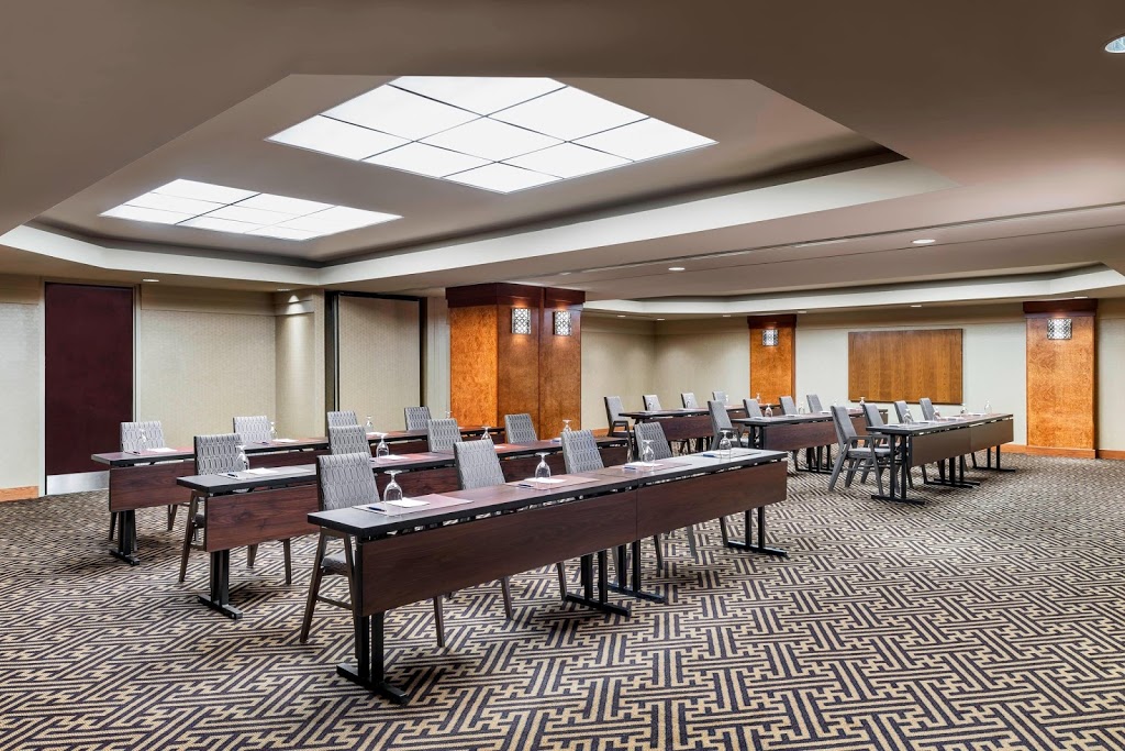 Sheraton Gateway Hotel in Toronto International Airport | Terminal 3 Toronto Amf, Toronto, ON L5P 1C4, Canada | Phone: (905) 672-7000