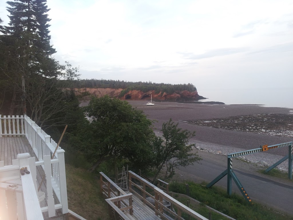 Mac`s Beach Retreat | 10 Allan Rd, Orange Hill, NB E5R 1J2, Canada | Phone: (506) 343-5780
