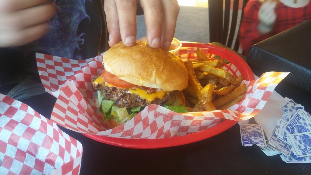 Jeffros BBQ | 4572 Queen St, Niagara Falls, ON L2E 2L7, Canada | Phone: (289) 296-4473