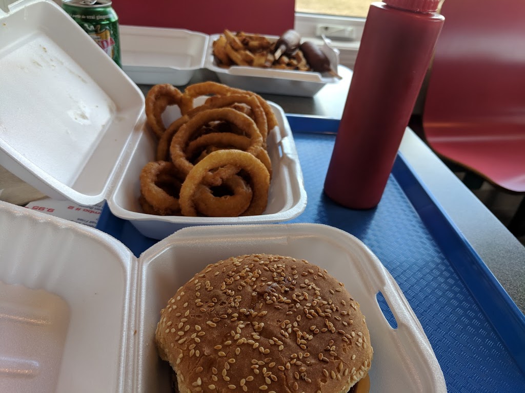 Chips & Dairy Fast Food | 2920 Bank St, Gloucester, ON K1T 1N6, Canada | Phone: (613) 739-9889