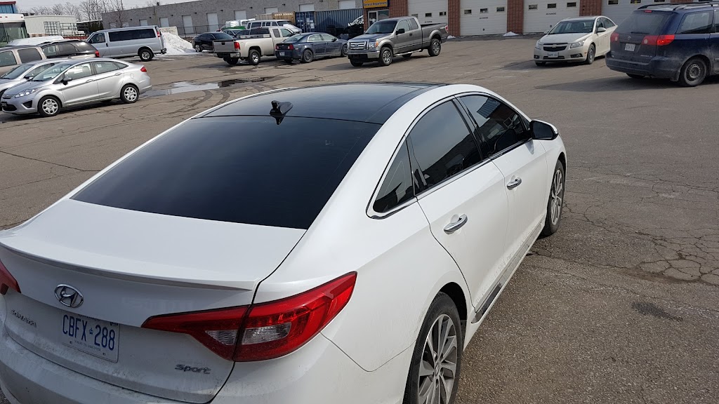 911 Auto Glass | 230 Lynden Rd UNIT 6, Brantford, ON N3R 8A3, Canada | Phone: (519) 754-4016
