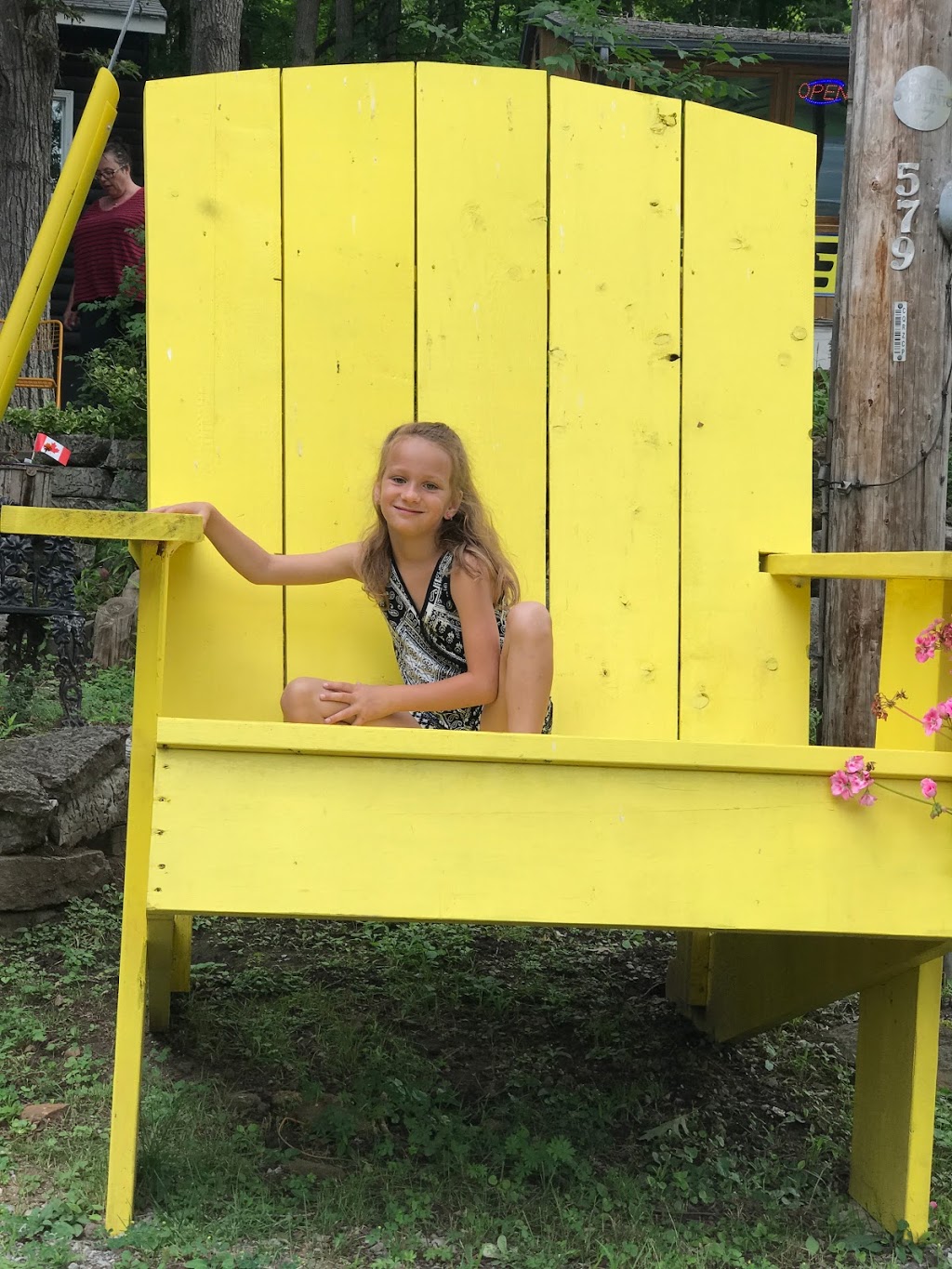 Lakefront Hideaway Resort | 3601 Monck Rd, Norland, ON K0M 2L0, Canada | Phone: (888) 939-3601