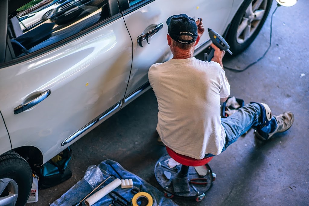 AER Truck & Car AUTO COLLISION | 7120 Tranmere Dr, Mississauga, ON L5S 1L9, Canada | Phone: (905) 405-8444