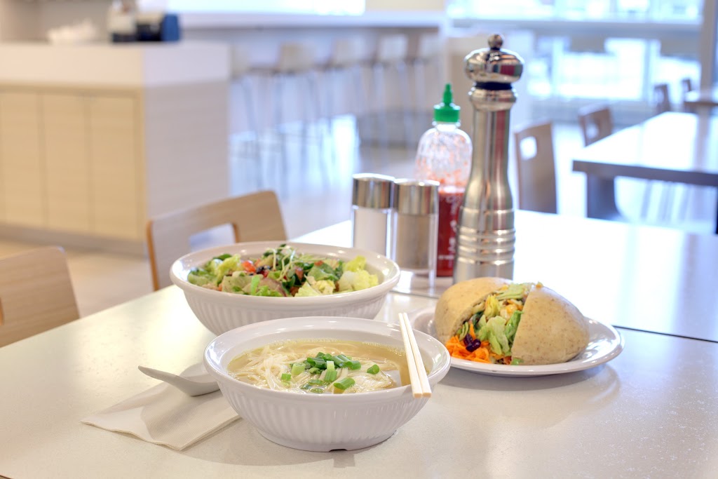 Salades Sensations | 1371 Boulevard Michèle-Bohec, Blainville, QC J7C 0M4, Canada | Phone: (450) 433-7333